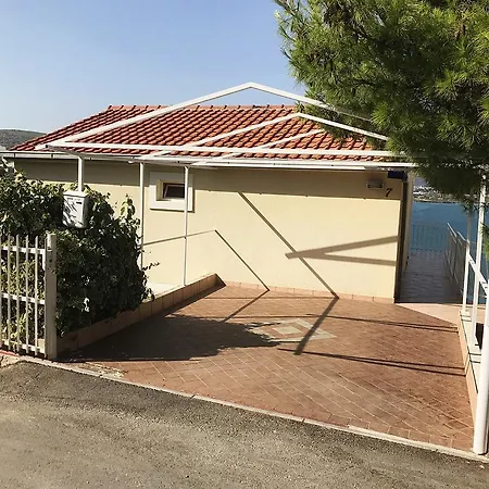Antonio Apartments Trogir Exterior photo