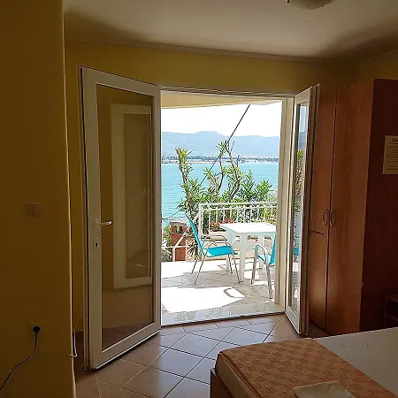Antonio Apartments Trogir Exterior photo
