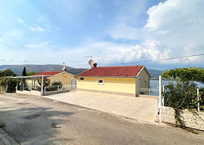Antonio Apartments