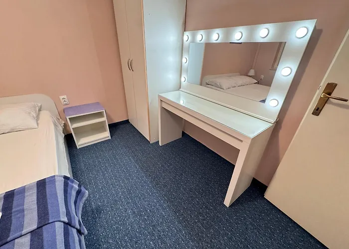 Antonio Apartments